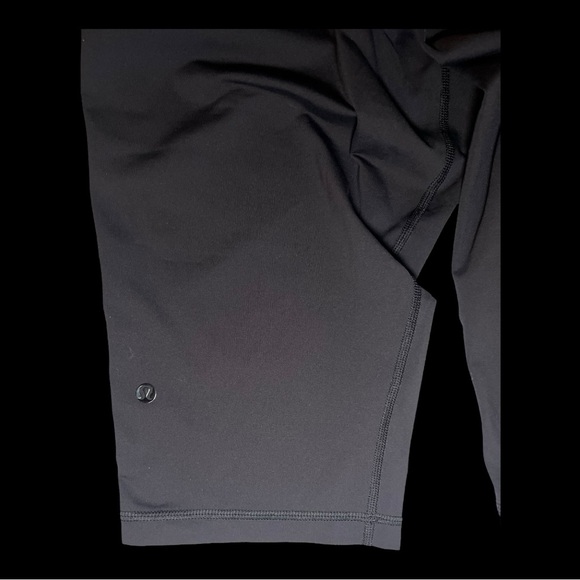 Lululemon Retreat Yogi Crop Black Sz NST - Picture 10 of 14